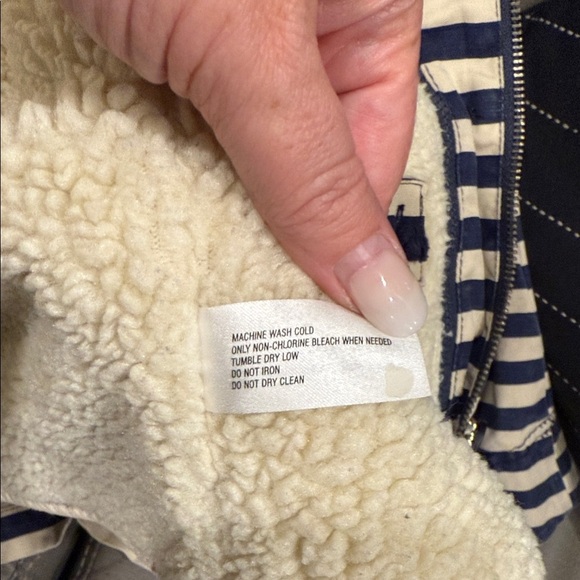 GAP Navy and Cream Striped Jacket size small women’s - Picture 9 of 11